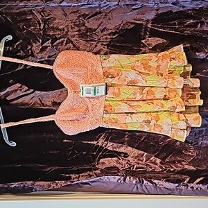 American Rag Womans Lrg Halter Top NWT Peach w/yellow